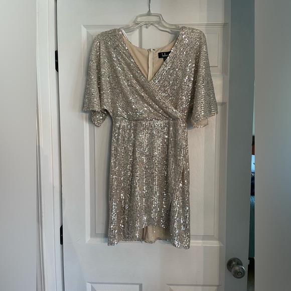 Lulu’s Weekender Faux Wrap Sequin Dress - Picture 1 of 7
